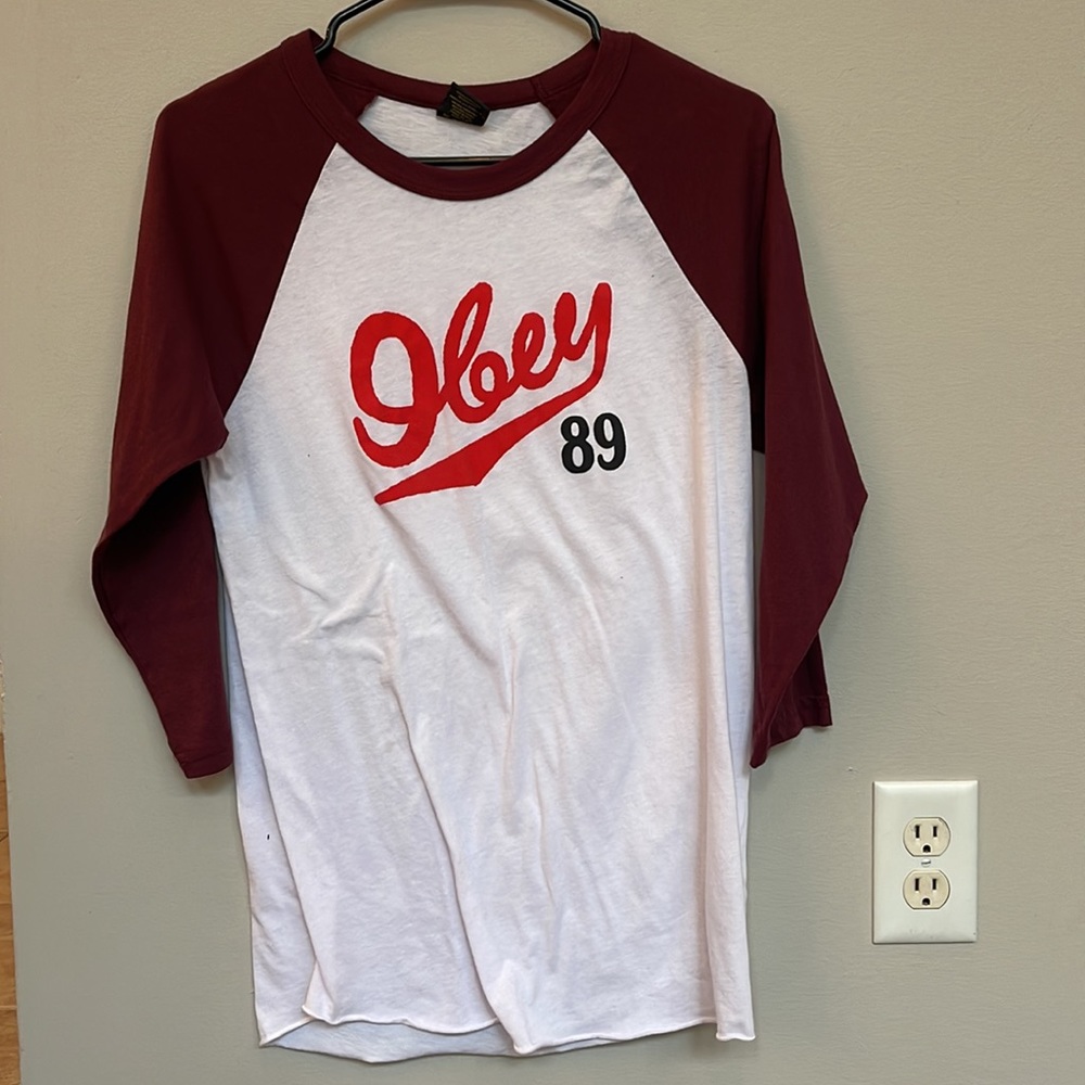 Obey tshirt